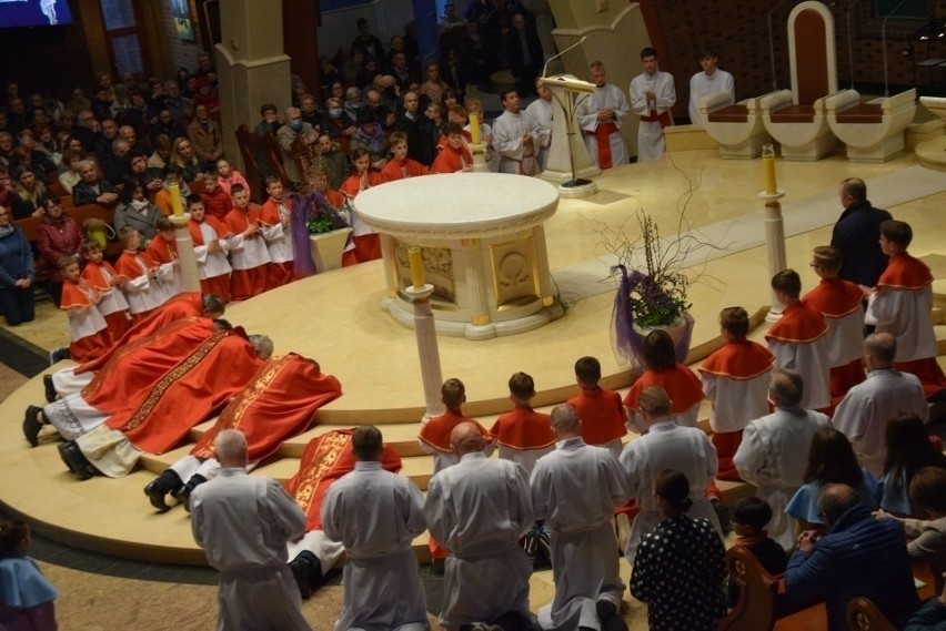 Liturgia Męki Pańskiej w Wielki Piątek
