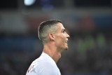 Eliminacje MŚ 2022. Remis Portugalii z Serbią. Cristiano Ronaldo wściekł się na sędziego, rzucił opaską kapitańską i zszedł z boiska