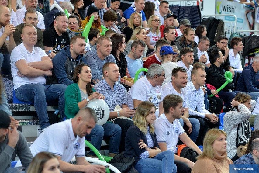 Kibice i Cheerleaders Włocławek podczas meczu Anwil Włocławek - Asseco Arka Gdynia [zobaczcie zdjęcia]