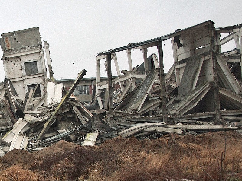 Ruina w Grudziądzu oparła się materiałom wybuchowym  [zobacz zdjęcia i wideo]