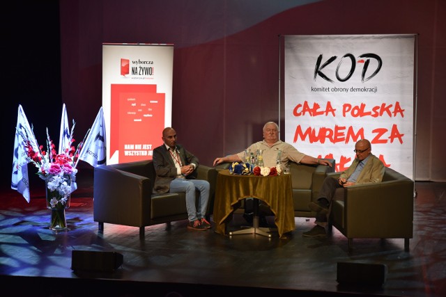 Spotkanie z byłym prezydentem Lechem Wałęsą organizowane było przez KOD i odbyło się na Jordankach.Dzień wcześniej Wałęsa pojawił się w Bydgoszczy.