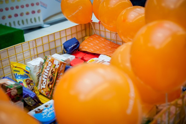 Banki Żywności cyklicznie organizują zbiórki produktów przed świętami