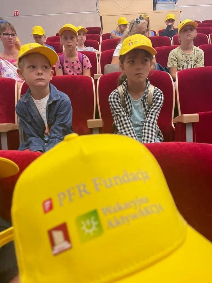W Sędziszowie rozpoczęły się półkolonie dla dzieci polskich i ukraińskich. Jak bawiły się dzieci podczas pierwszego dnia? Zobacz zdjęcia