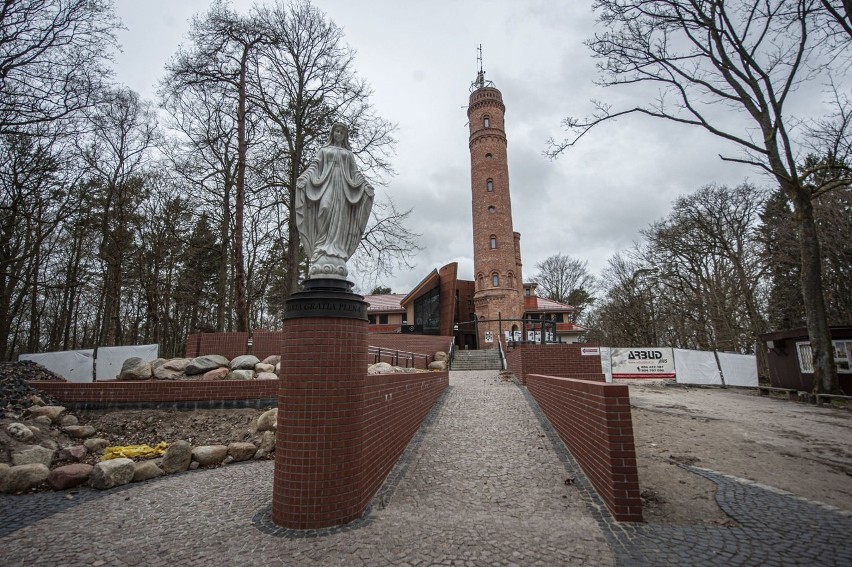 Trwa budowa Centrum Pielgrzymkowo-Turystycznego na Górze...