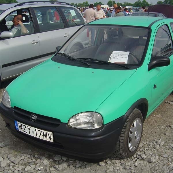 Opel Corsa. Silnik 1,2 benzyna. Rok produkcji 1995....