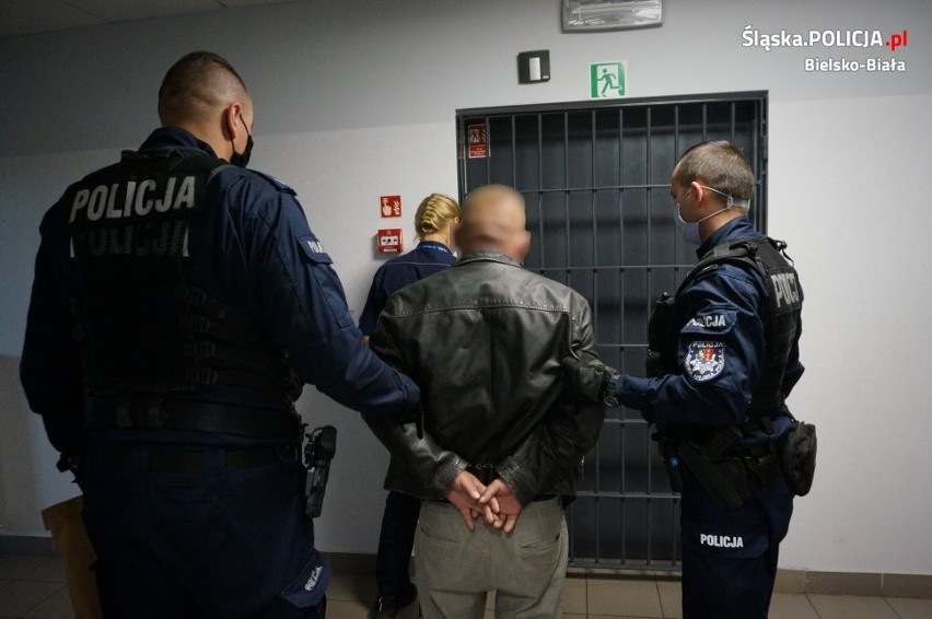 Policja złapała sprawcę napadu w Tesco w Bielsku-Białej. Pomogła publikacja jego wizerunku
