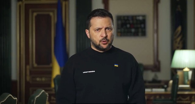 Prezydent Wołodymyr Zełenski w swoim wieczornym nagraniu zaznaczył, że jest wdzięczny wszystkim, którzy pomagają Ukrainie.