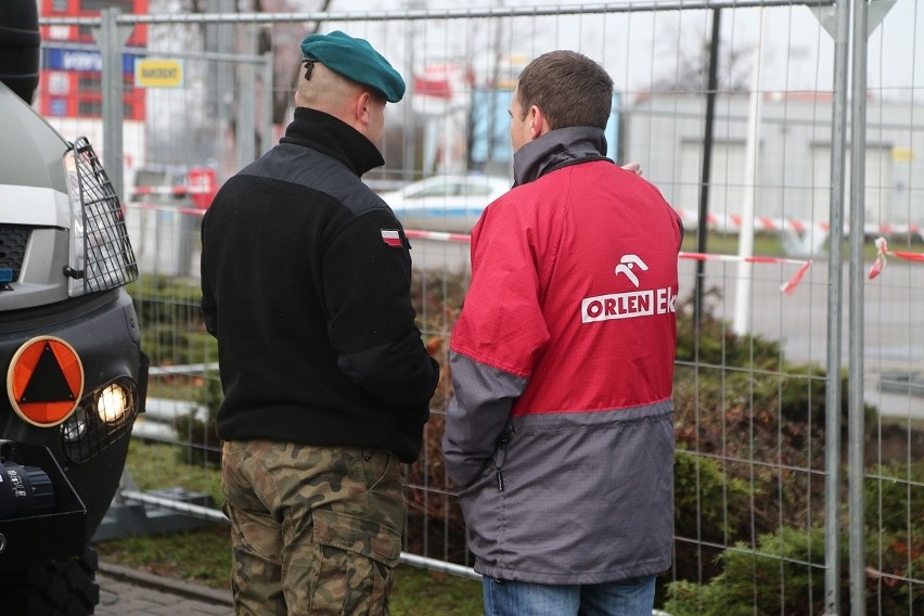 Niewybuch na stacji benzynowej Orlenu przy ul. Ślężnej