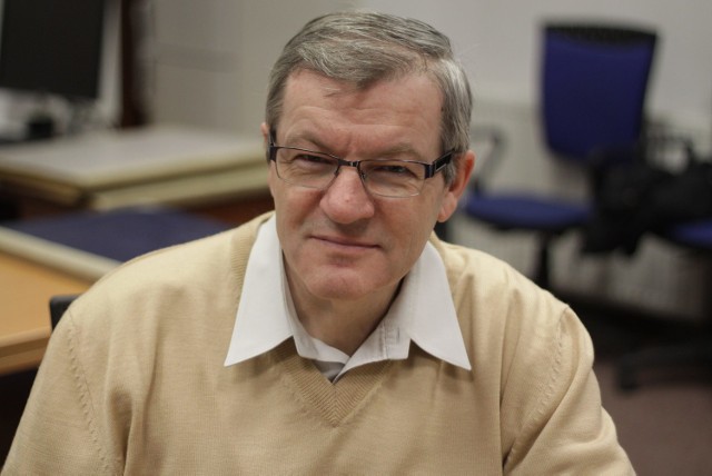 Maciej Sobieraj jest historykiem z lubelskiego IPN, właśnie wydał książkę na temat inwigilacji na KUL.