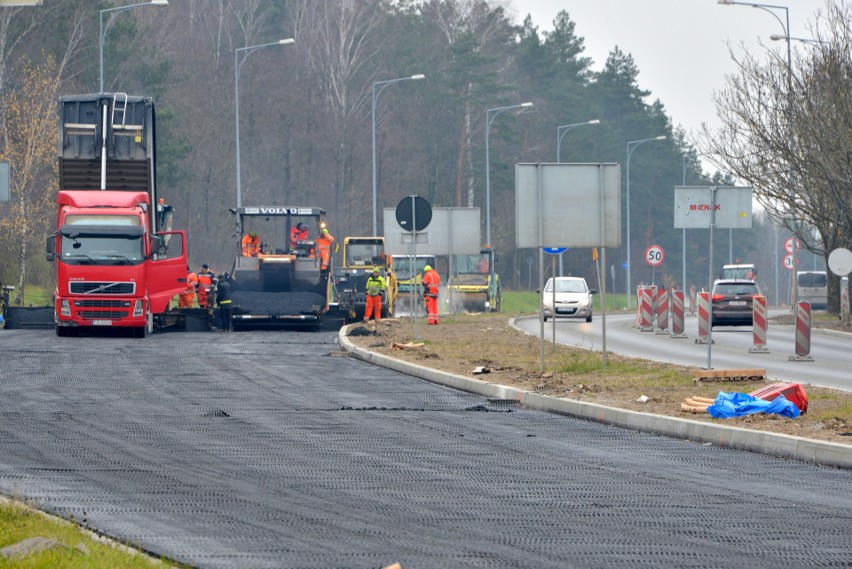 Remont drogi krajowej numer 73, czyli ulicy Popiełuszki w Kielcach drugi raz opóźniony! Kiedy skończą się utrudnienia?