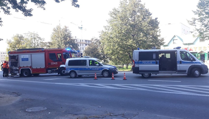 Wypadek śmiertelny na ulicy 11 Listopada w Radomiu. Pieszy zginął po kołami ciężarówki!