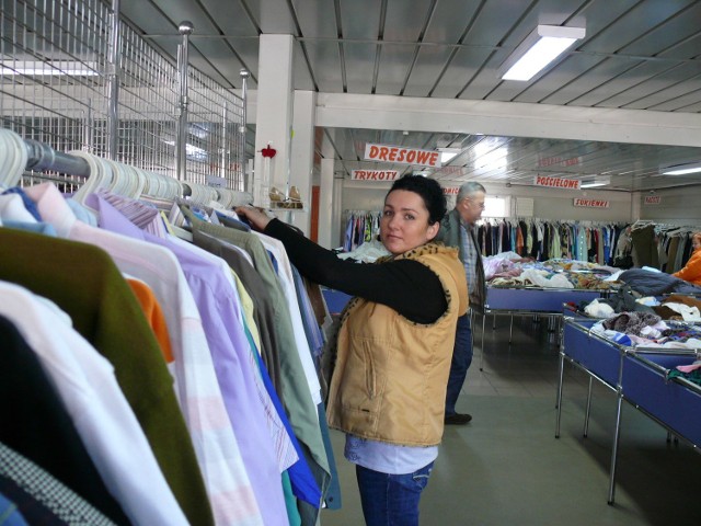 Rośnie liczba sklepów z używaną odzieżą, za chwilę wzrosną ceny | Echo Dnia  Radomskie