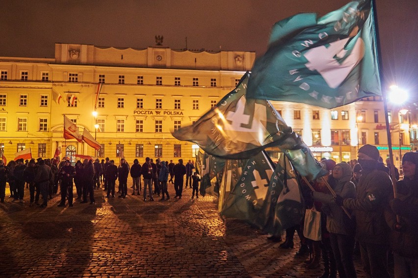 Marsz Narodowców przeszedł przez Lublin. Pod hasłem "Manifestacji Antykomunistycznej"