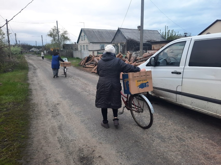 Myśliwi z tarnobrzeskiego okręgu wrócili z X misji humanitarnej z rejonu Bachmutu na Ukrainie. Zobaczcie zdjęcia
