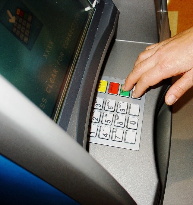 Zniszczenia bankomatu oszacowano na ponad dwa tysiące złotych