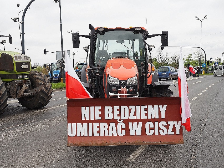 Protest rolników na ulicy Strykowskiej - 12 kwietnia 2024