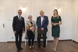 Zofia i Andrzej Wiśniewscy z Wąbrzeźna zostali uhonorowani Medalami za Długoletnie Pożycie Małżeńskie