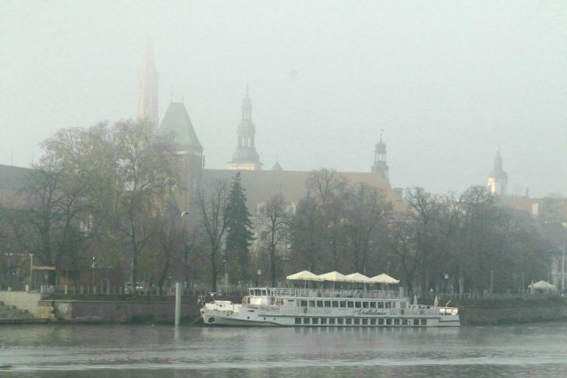 Zanieczyszczenie powietrza we Wrocławiu.