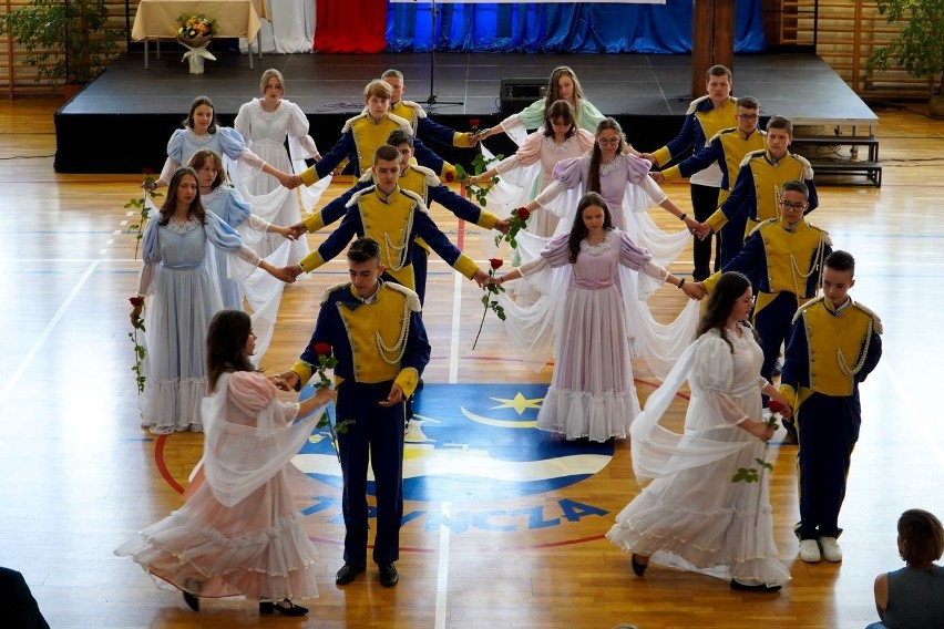 Wojewódzkie obchody zakończenia roku szkolnego tym razem odbyły się w Tryńczy [ZDJĘCIA]