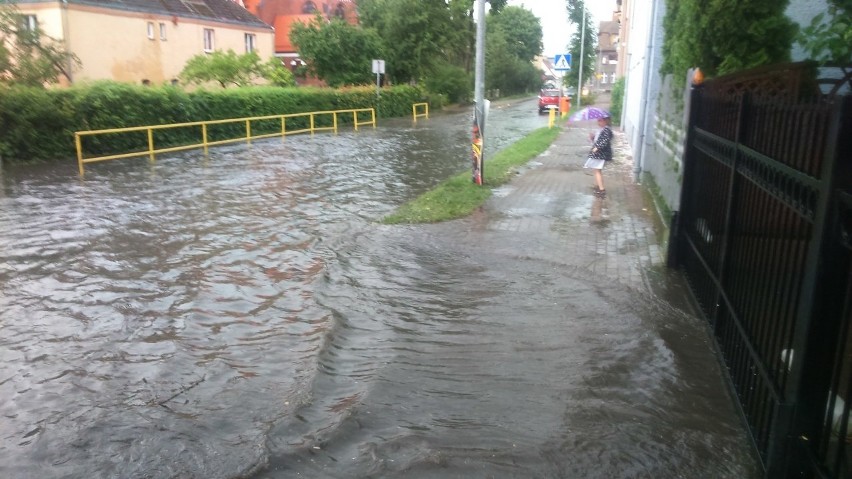 Skutki gwałtownej ulewy w Szczecinku.