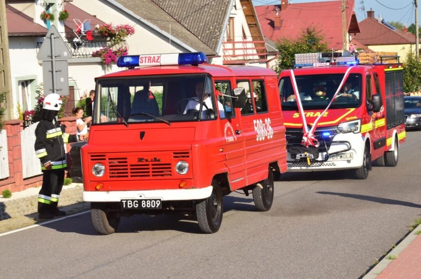 Nowy wóz dla Ochotniczej Straży Pożarnej Pliskowola. Było niesamowite powitanie a potem wielkie święto. Zobaczcie zdjęcia z drona