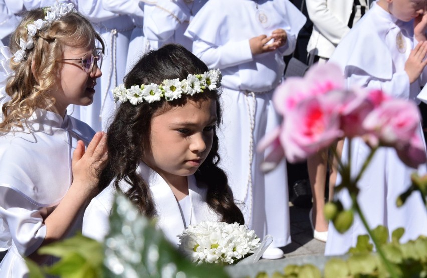 Komunia święta w Wojciechowicach, 15.05.2022. I Komunia Święta w parafii pw. św. Wojciecha w Ostrołęce