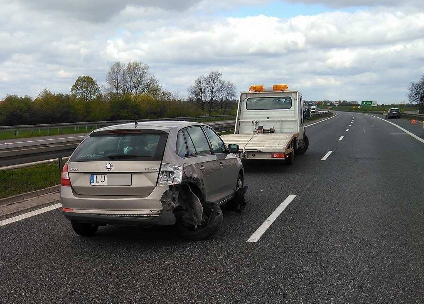 Kłopoty na A4. Wypadek i zator na bramkach