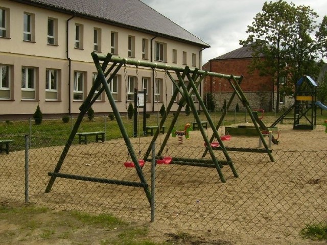 W Korczynie powstała świetlica wiejska z placem zabaw dla dzieci przy szkole podstawowej.