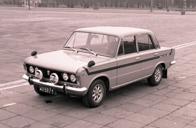 Na przełomie 1973 i 1974 roku zaprezentowano publicznie dwie sportowe wersje Polskiego Fiata 125p, nazwane imionami rajdów, w których wozy FSO odnotowały swoje największe sukcesy: Monte Carlo 1600 i Akropolis 1800. Pojazdy powstały przez zamontowanie w karoserii Polskiego Fiata 125p silników – 1600 ccm i 1800 ccm – pochodzących z włoskiego Fiata 132. Przeznaczeniem tych wozów były zmagania sportowe, głównie w rajdach.