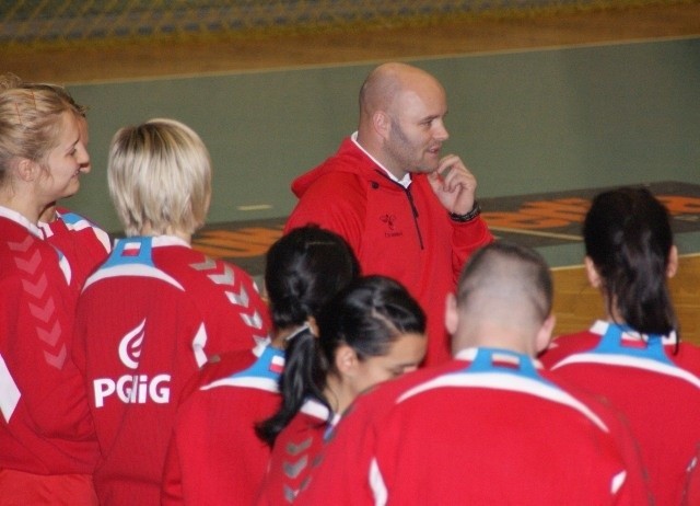 Trener reprezentacji Polski Kim Rasmussen.