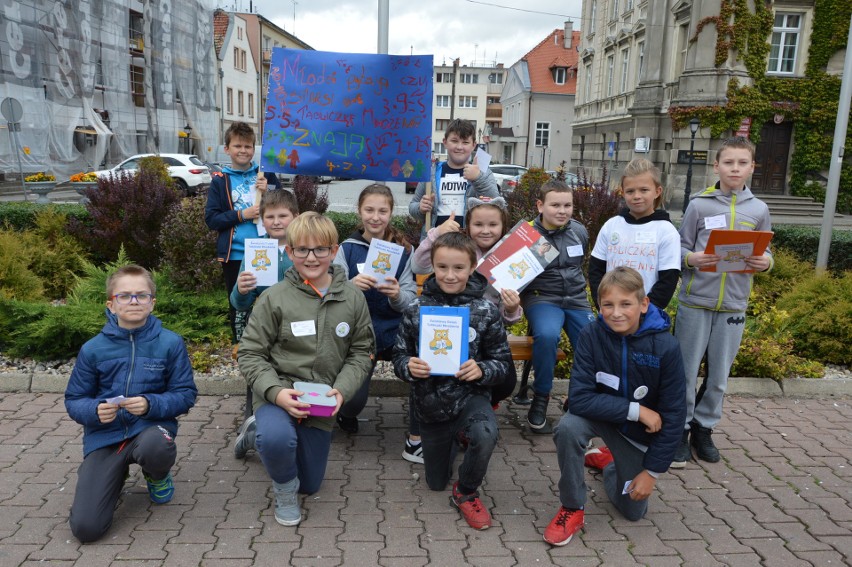 Uczniowie klasy 5 c Szkoły Podstawowej nr 1 w Szprotawie...