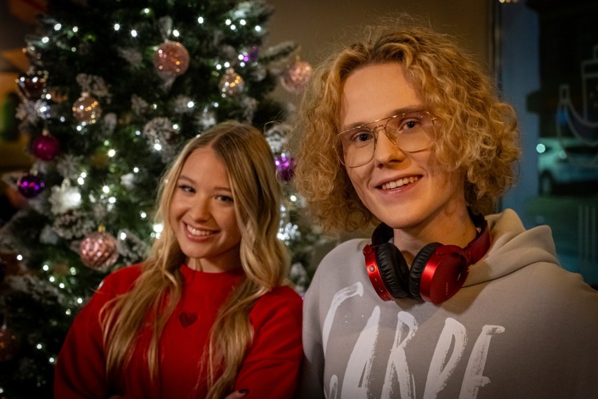 Szczecińscy artyści wypuścili świąteczną piosenkę. Czy będzie to gwiazdkowy hit? 
