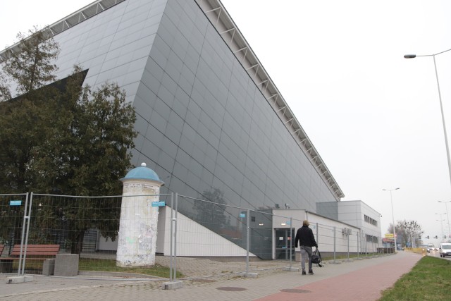 W lutym 2023 roku rozpoczęły się prace związane z wymianą elewacji hali OSiR we Włocławku. Mają zakończyć się w tym półroczu.