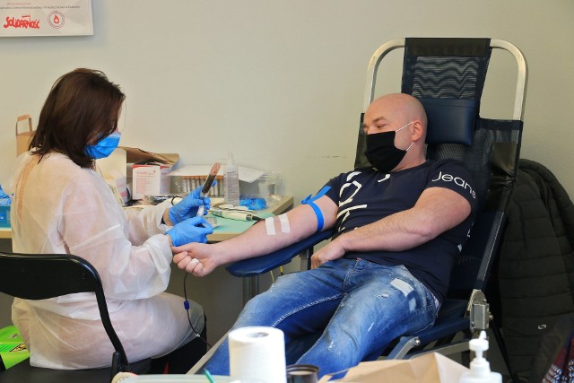 Podczas akcji HDK, zorganizowanej przez wielicką Kopalnię Soli zgromadzono 58 litrów krwi. Cenny dar przekazało aż 129 osób. Chętnych było więcej (160 osób), ale nie wszyscy spełniali obowiązujące krwiodawców kryteria (m.in. zdrowotne)