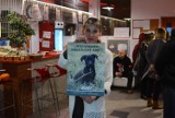 Na rzecz bezpańskich psów zbierano pieniądze w Fabryce Ruchu w Sandomierzu