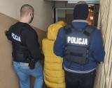Gdańsk. Zatrzymano podejrzaną o wystawianie fałszywych certyfikatów covidowych. Grozi jej do 3 lat więzienia