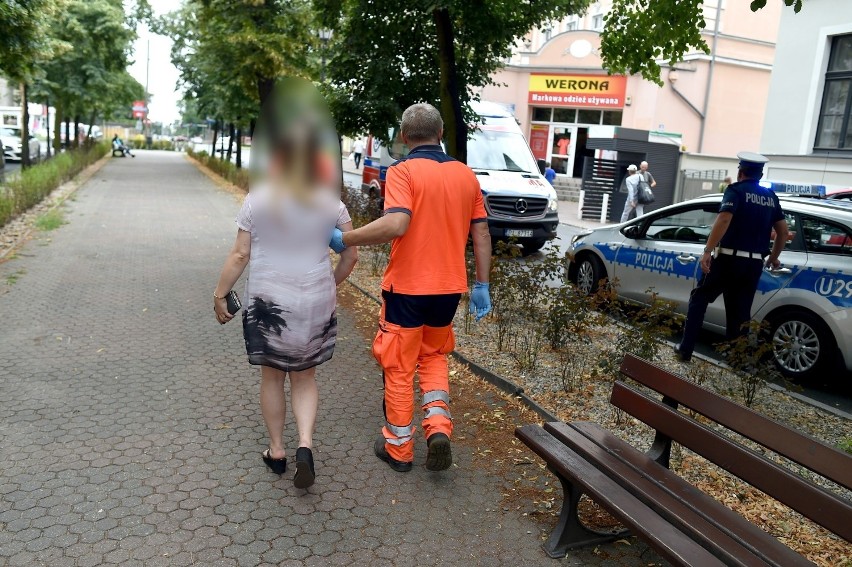 Policja z Leszna szuka kierowcy czarnego porsche, który we...