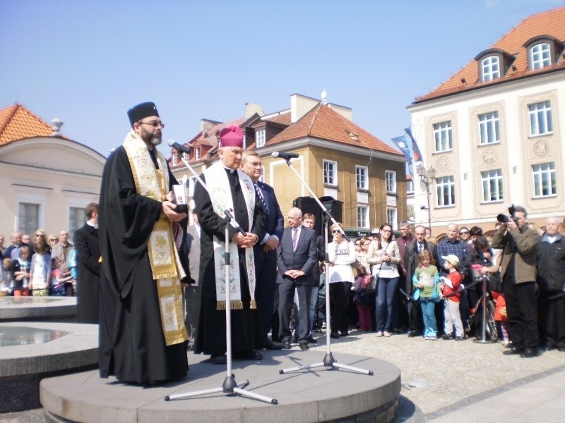 Na Rynku Kościuszki w Białymstoku o godz. 12 odbyło się...