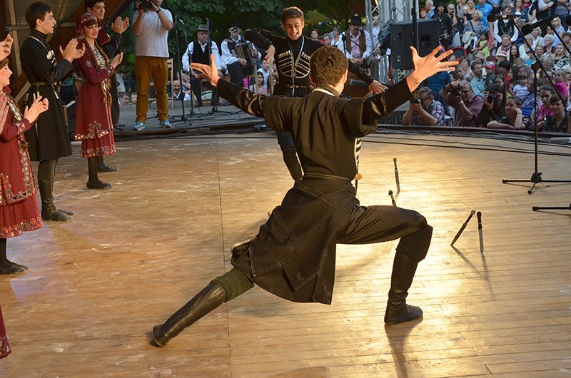 Gruzińscy tancerze jak zwykle imponowali brawurą i energią