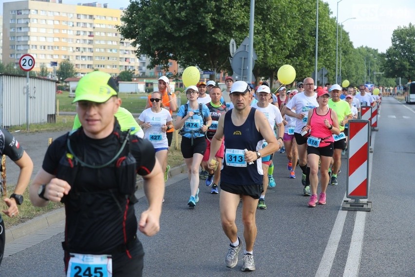 Maraton Szczeciński 2018: pół tysiąca biegaczy! [DUŻO ZDJĘĆ, WIDEO]