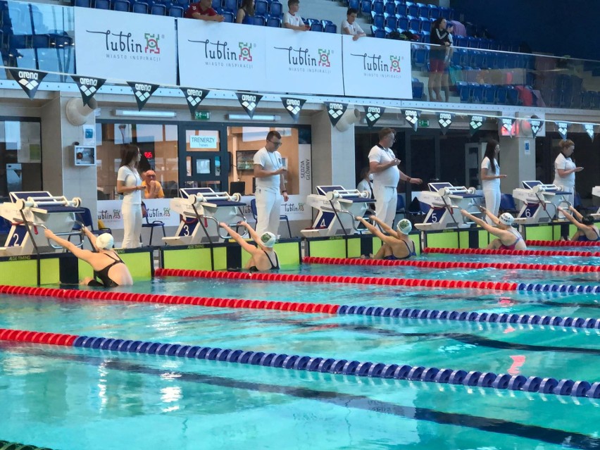 Rywalizowali na basenie Aqua Lublin w mistrzostwach województwa w wieloboju pływackim. Zobacz zdjęcia 