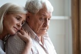 Nowy lek na alzheimera spowalnia postęp choroby i łagodzi jej objawy. Czy nastąpi przełom w leczeniu? Kiedy Lecanemab będzie dostępny?