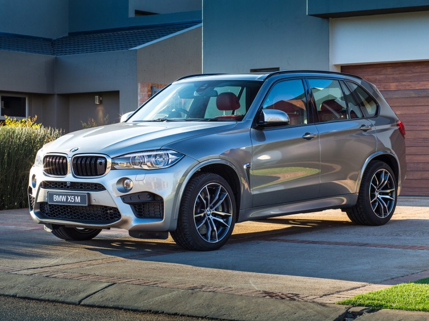 BMW X5 - zwycięzca w kategorii duże SUV-y. Liczba...