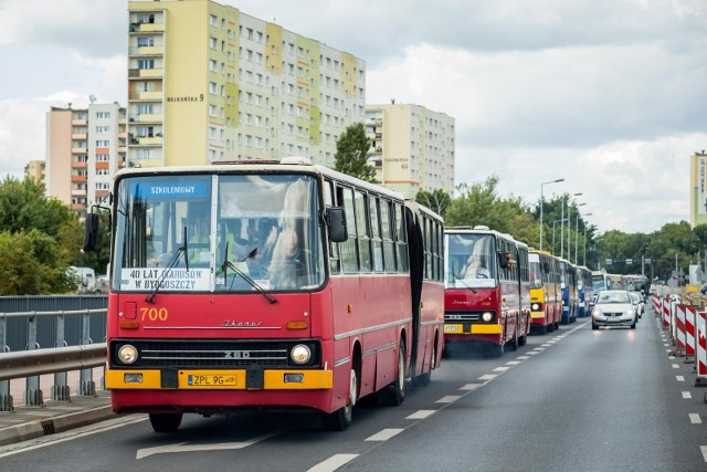 Okazją do zlotu jest 85-lecie komunikacji autobusowej w Bydgoszczy. Impreza odbywa się dzięki głosom mieszkańców oddanym w Bydgoskim Budżecie Obywatelskim