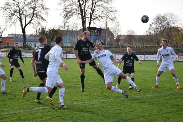Piłkarze Lechii Zielona Góra wygrali z Rekordem Bielsko-Biała 1:0.