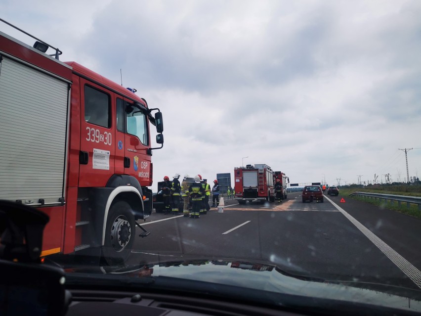 Na drodze S6 w okolicach Koszalina doszło do zderzenia dwóch...