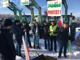 Wielki protest rolników na rondzie w Nagłowicach. Swoje przybycie deklarują setki rolników z całego regionu