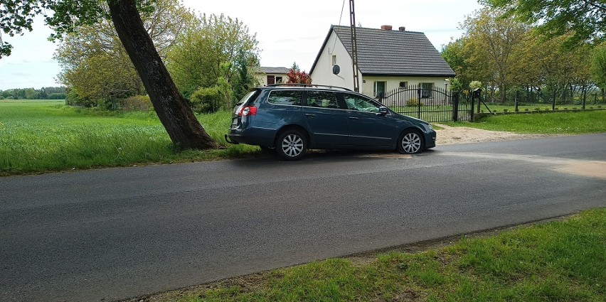 Wypadek w Głuszynku koło Potęgowa. Kierowca trzeźwy. Pięciomiesięczne dziecko trafiło do szpitala