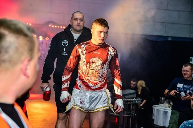 Guerrier Fight Night 2: Kacper Frątczak wygrał zawodową walkę wieczoru w Ostrowie