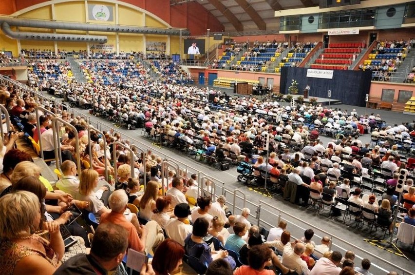 Kalisz: 3000 świadków Jehowy na kongresie w Arenie